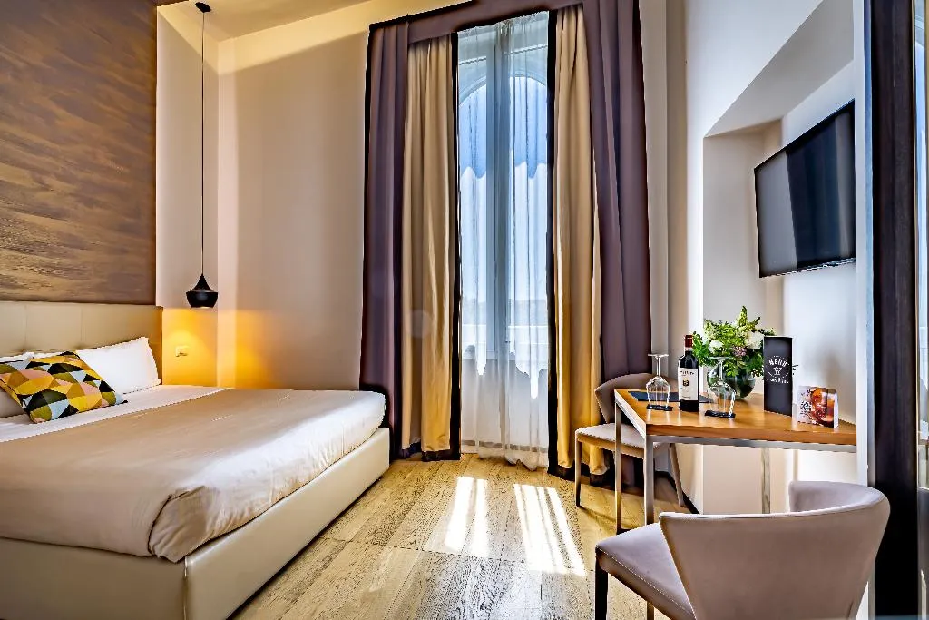 DOUBLE PREMIUM CITY VIEW Room, Palazzo Alfieri, Florence