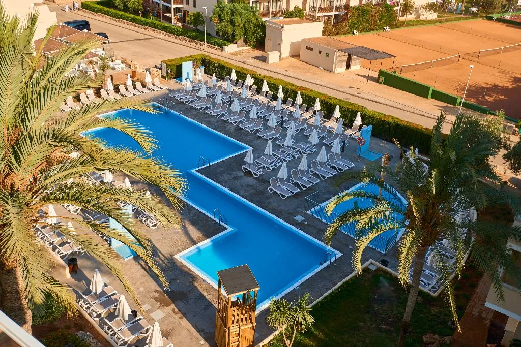 Terrace, Protur Floriana Resort Aparthotel, Majorca