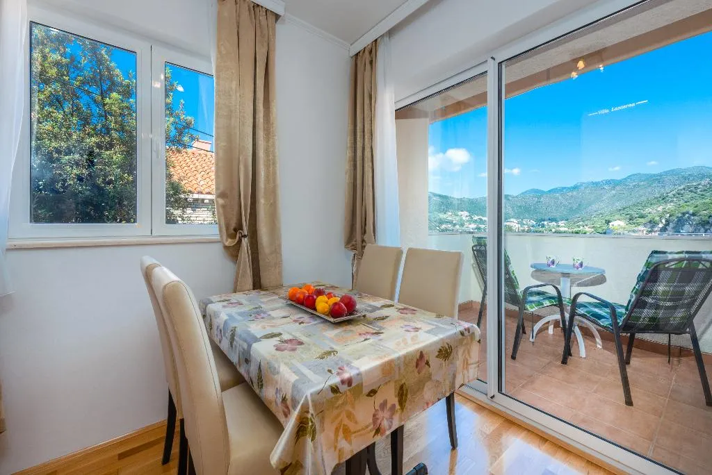 APARTMENT ONE BEDROOM ONE BATHROOM Room, Villa Lanterna, Dubrovnik