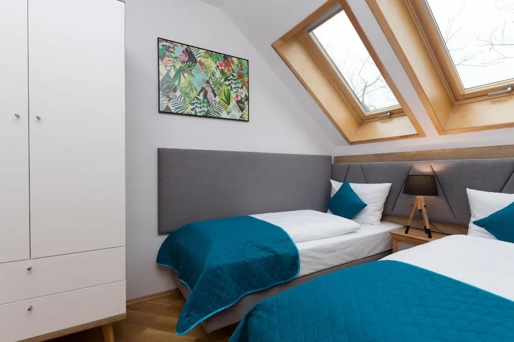 Room, 1898 Parkside Boutique Residence, Krakow