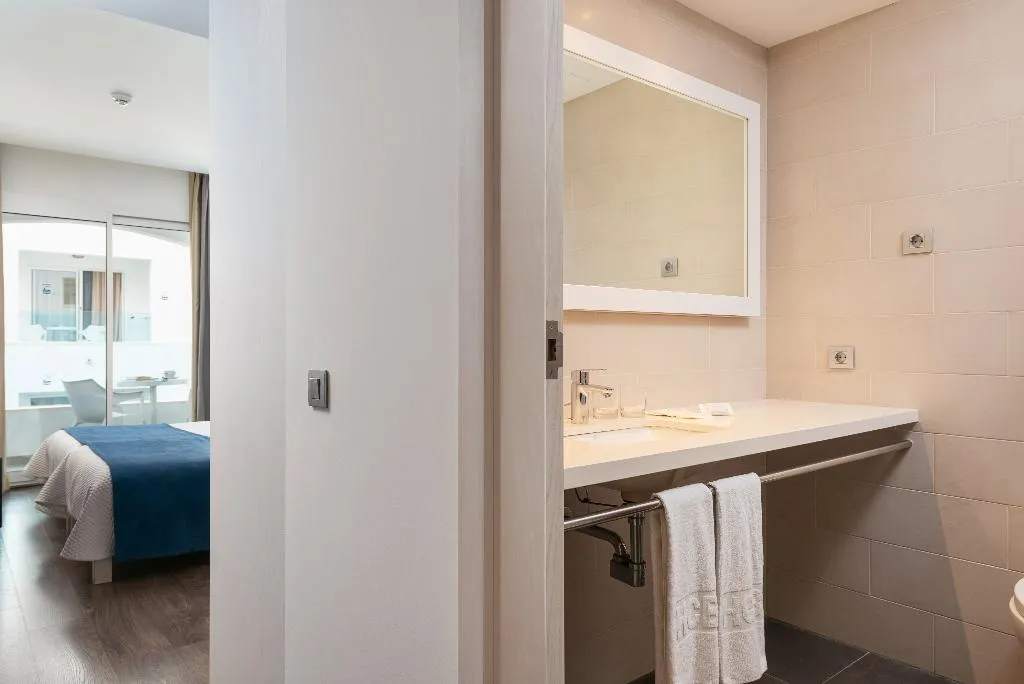 Double or Twin SUPERIOR Room, Hotel Calabona, Majorca