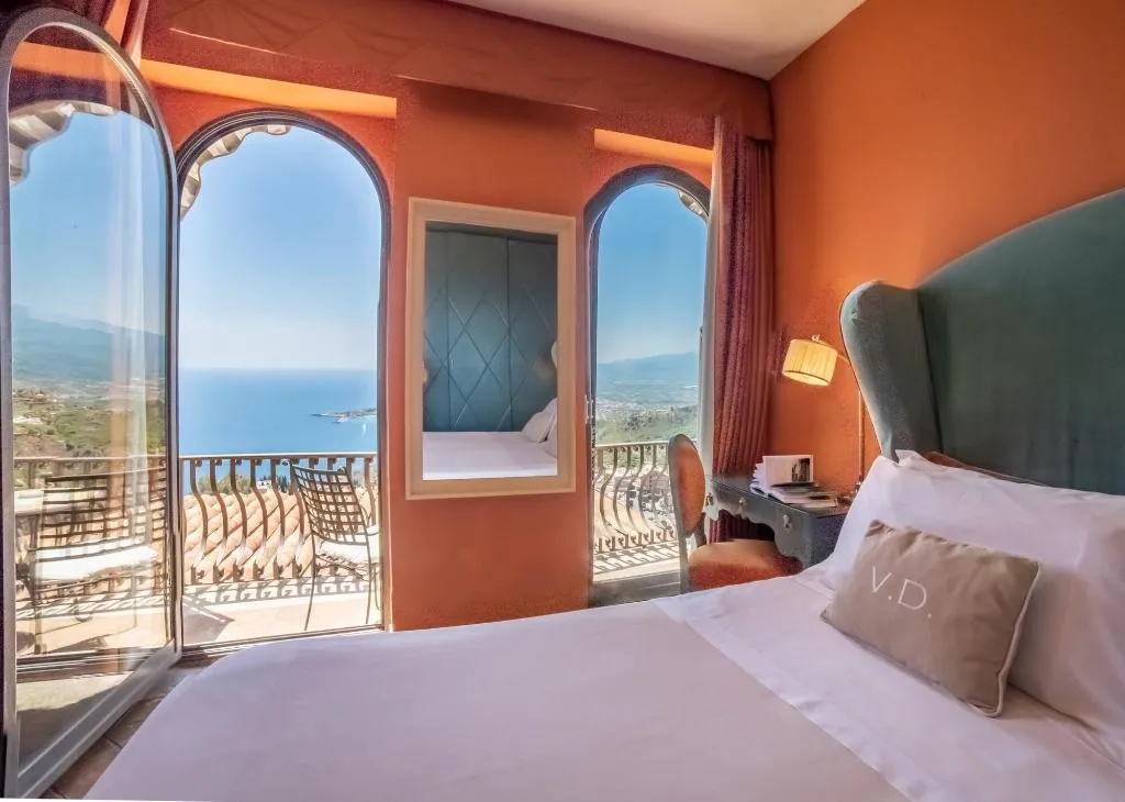 Room, Villa Ducale, Taormina