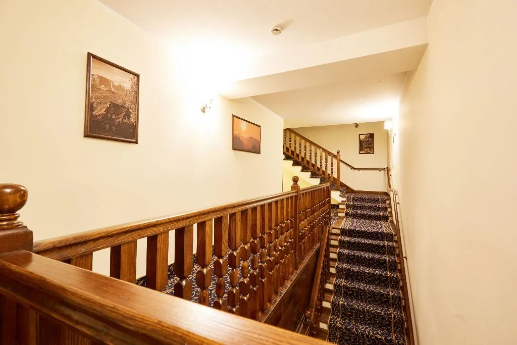 Lobby, Willa Labelle, Krakow