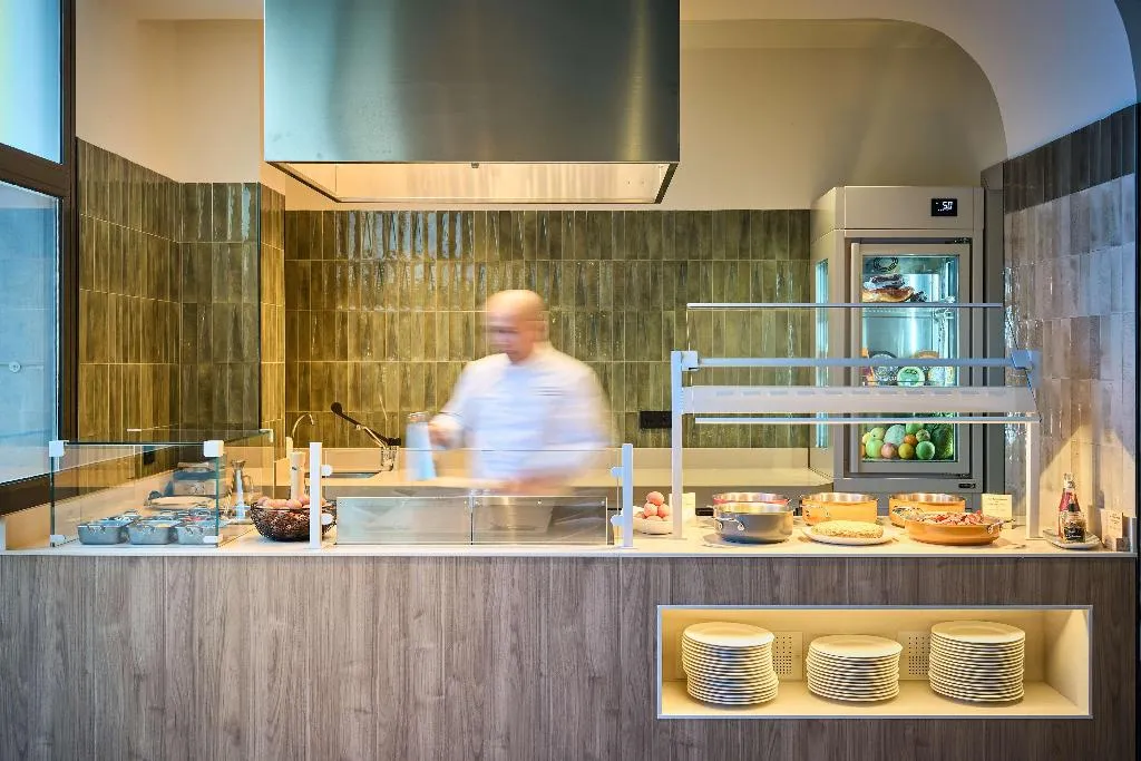 Restaurant, Catalonia La Maquinista, Barcelona