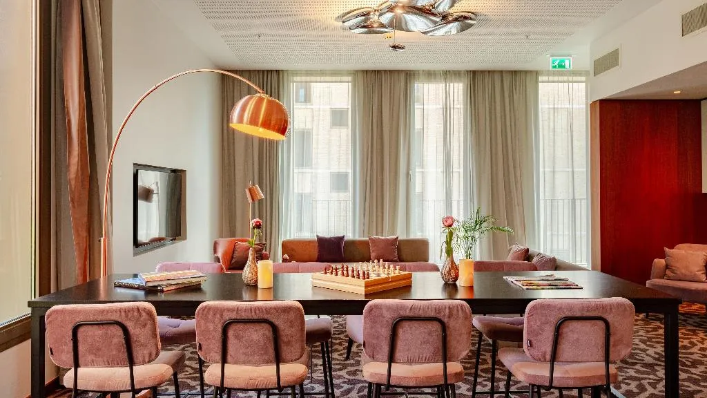 General view, Crowne Plaza Amsterdam-South, Amsterdam