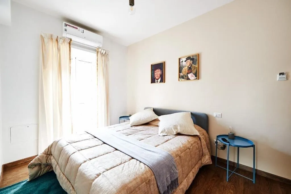 Room, Bnb Drive In, Rome