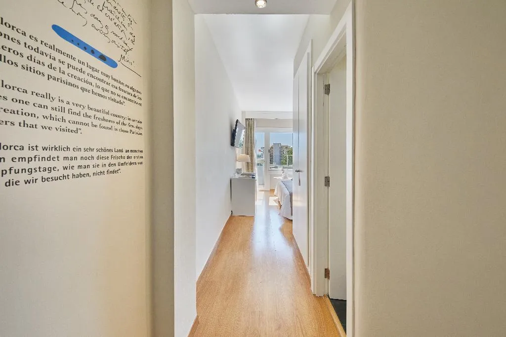 Double or Twin PREMIUM Room, Hotel Joan Miro Museum, Majorca