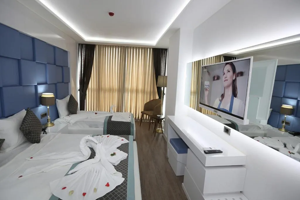 TRIPLE STANDARD Room, Elips Royal Hotel Spa, Antalya