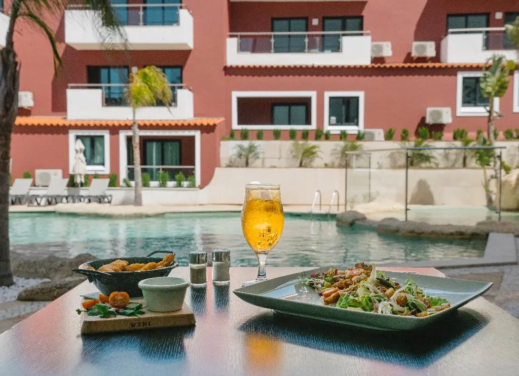 Restaurant, Topázio Vibe Beach Hotel & Apartments, Algarve