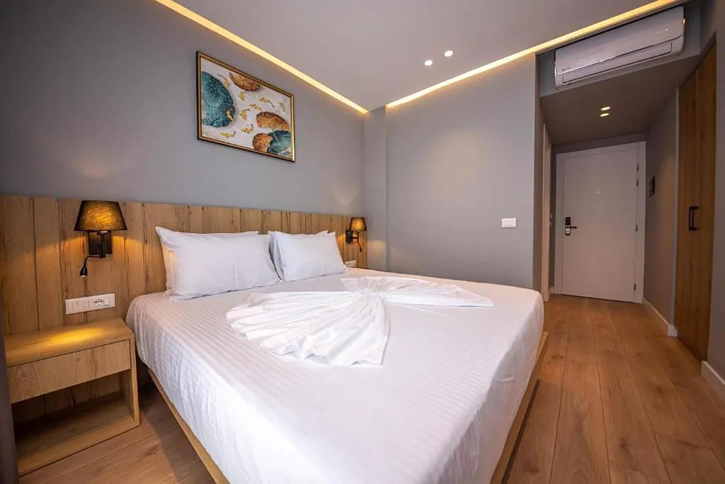 Room, Azure Inn Hotel, Southern Albania