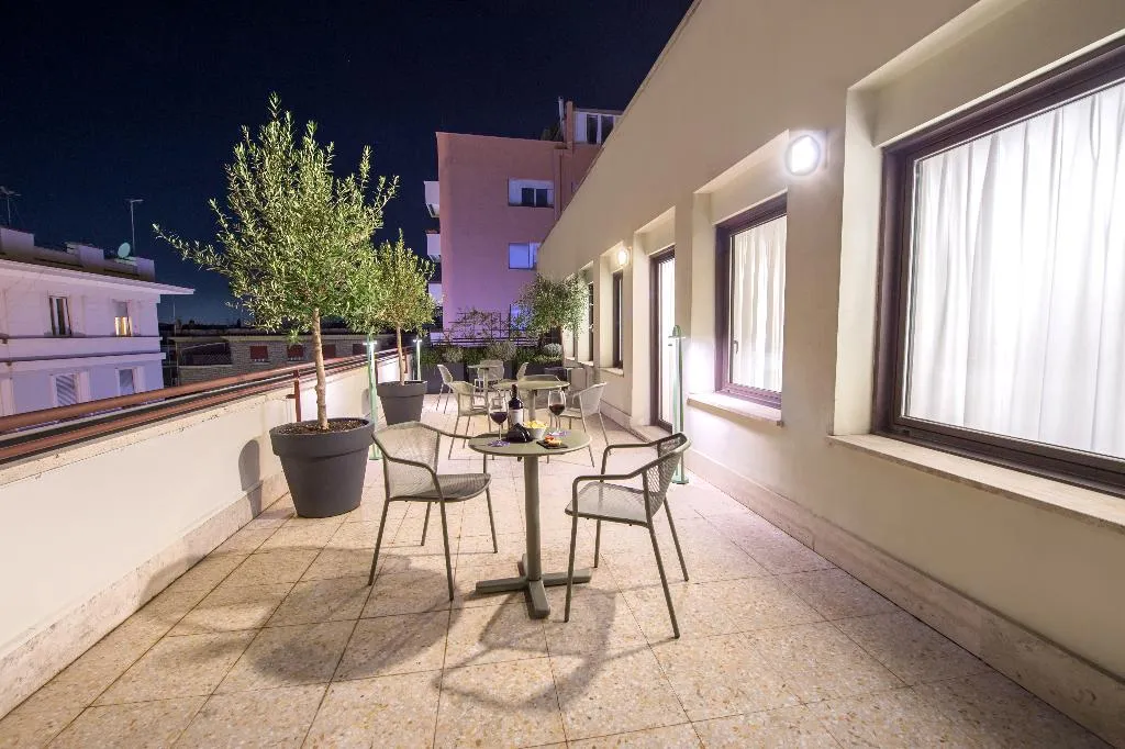 Terrace, Mercure Roma Piazza Bologna, Rome