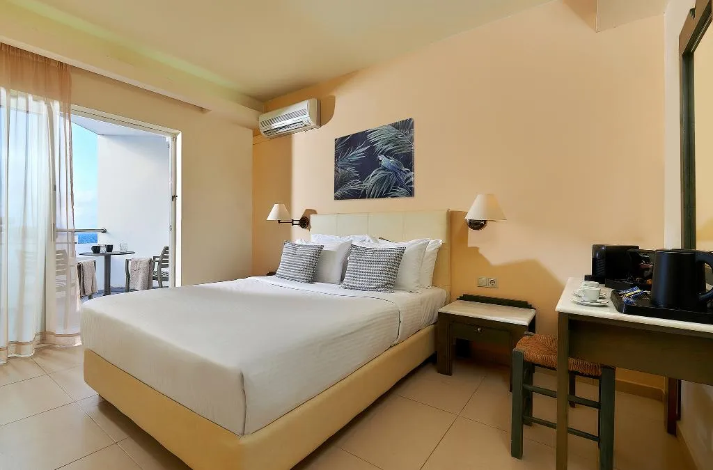 Double or Twin SEA VIEW Room, Sissi Bay Resort, Crete