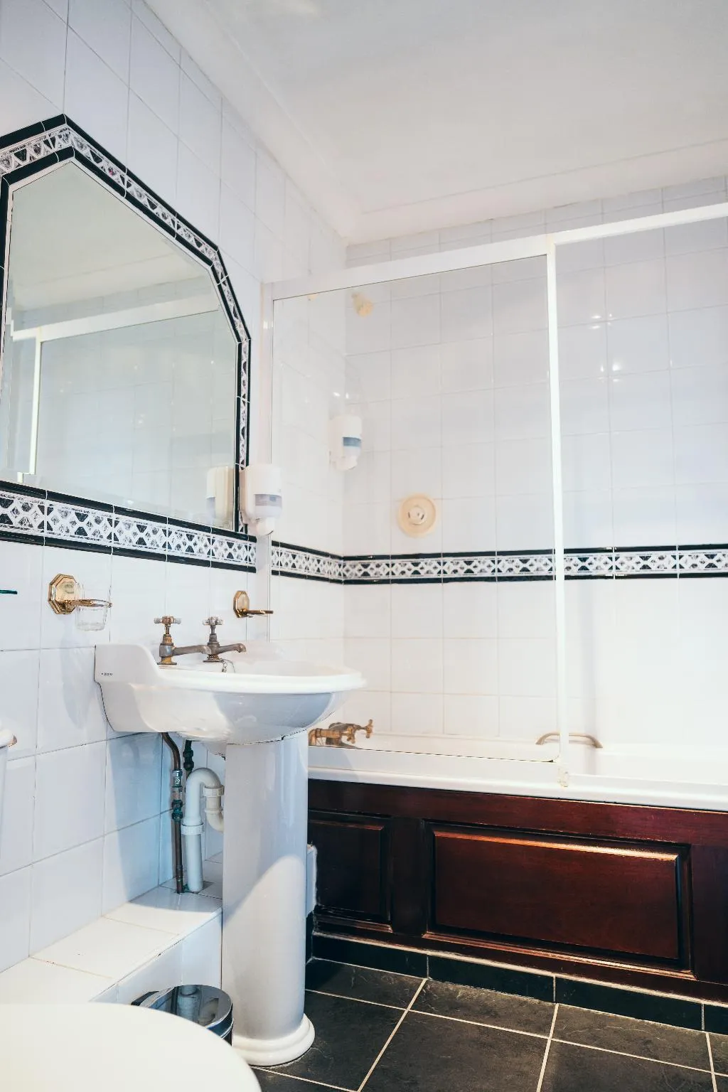 DOUBLE STANDARD Room, Russell Court, Dublin