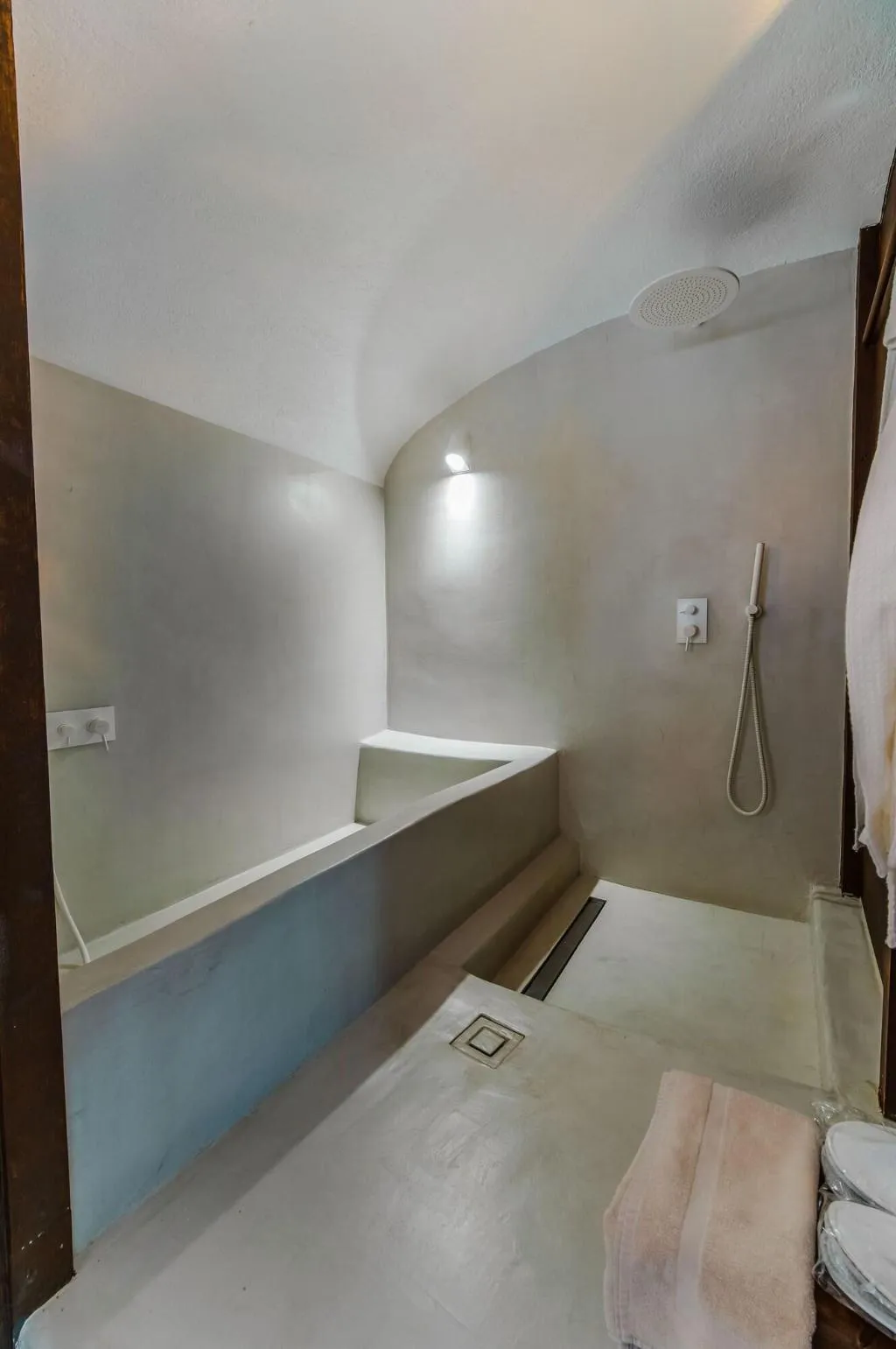 Room, Solstice Luxury Suites, Santorini