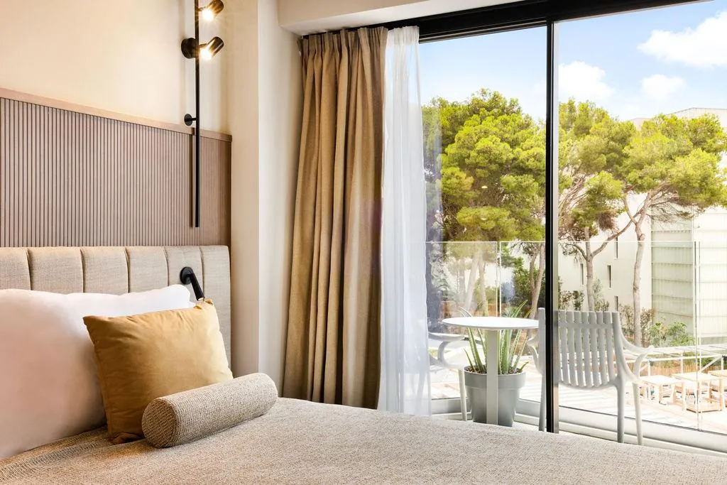 Double or Twin POOL VIEW Room, Aubamar Palma Resort, Majorca
