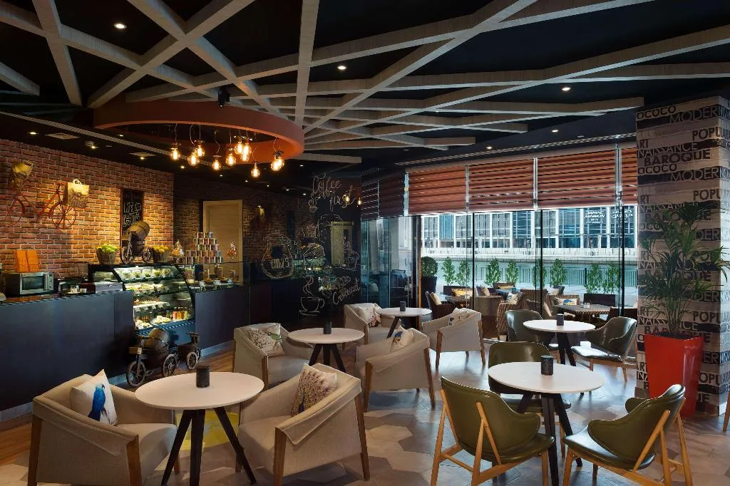 Restaurant, Grand Mercure Business Bay, Dubai