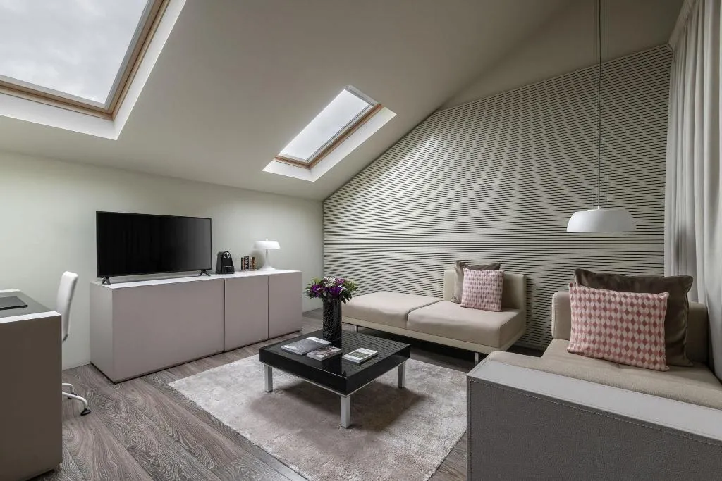 SUITE KING SIZE BED Room, 9 Hotel Mercy, Lisbon