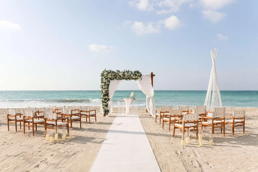 Conferences, Nikki Beach Resort & Spa Dubai, Dubai