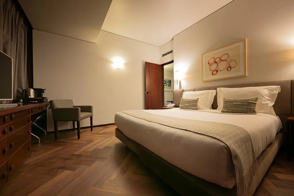 Double or Twin DELUXE Room, Dom Carlos Park, Lisbon