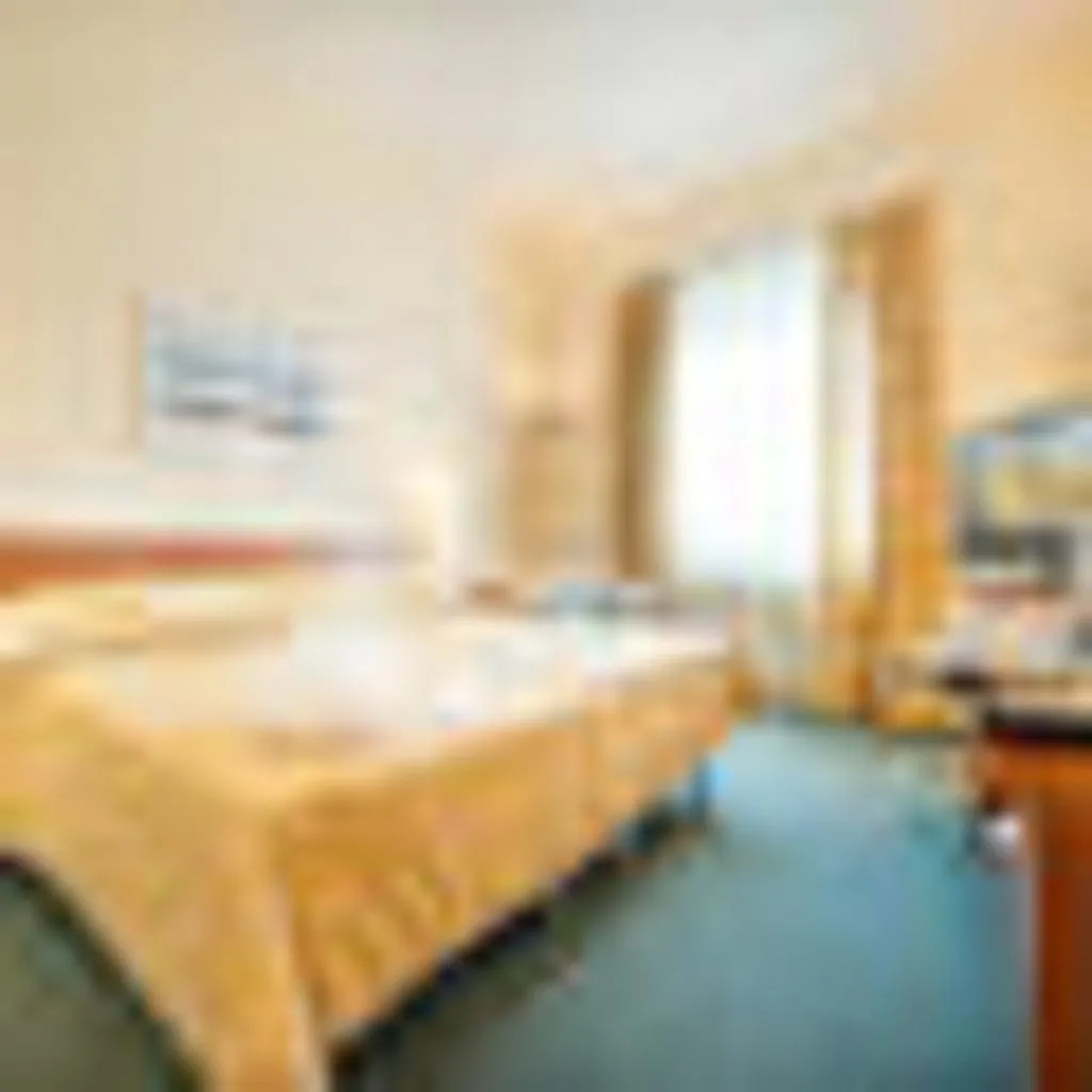 SINGLE STANDARD Room, Ramada Airport Prague, Prague