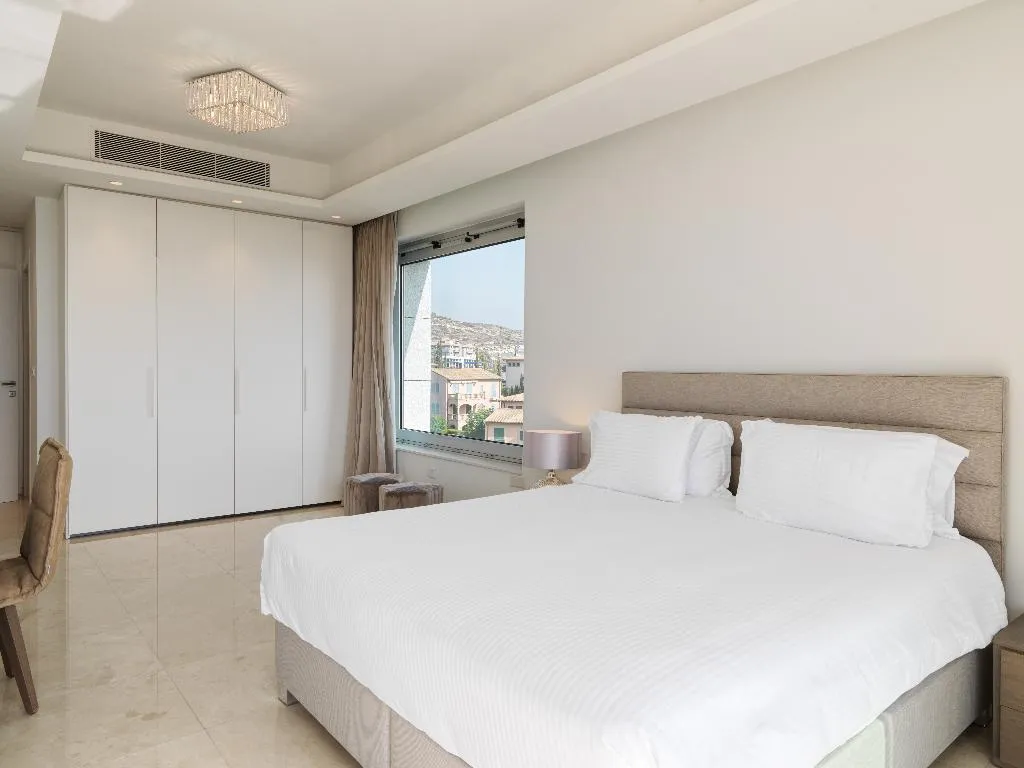 APARTMENT LUXURY Room, The Tower at St Raphael Resort, Cyprus