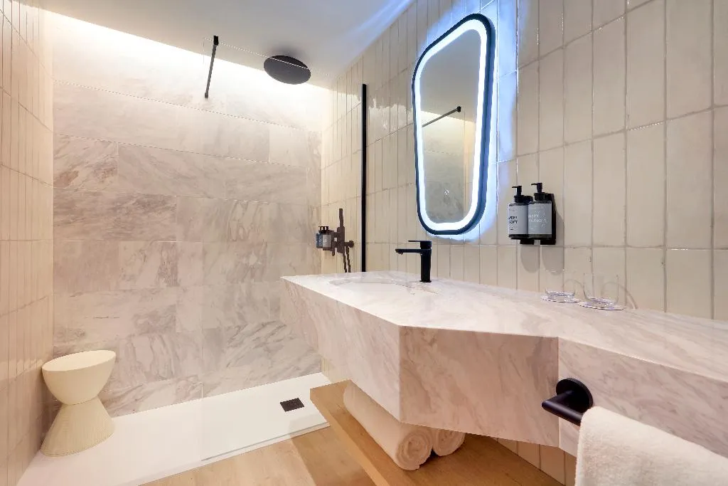JUNIOR SUITE GARDEN VIEW Room, Grand Palladium Select Palace Ibiza, Ibiza