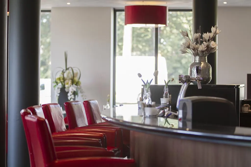 Bar, Bastion Hotel Brielle Europoort, Amsterdam