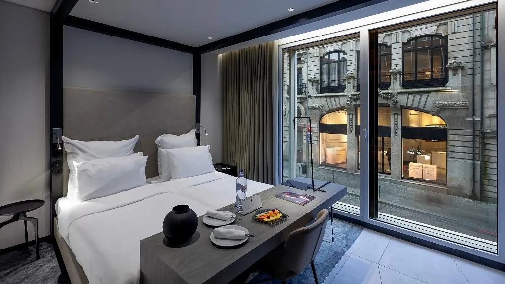 TWIN CITY VIEW Room, Porto Royal Bridges Hotel, Porto