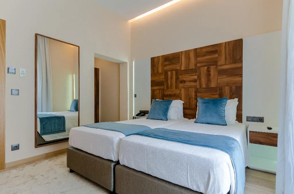 TWIN SUPERIOR Room, Hotel Avenida Park, Lisbon