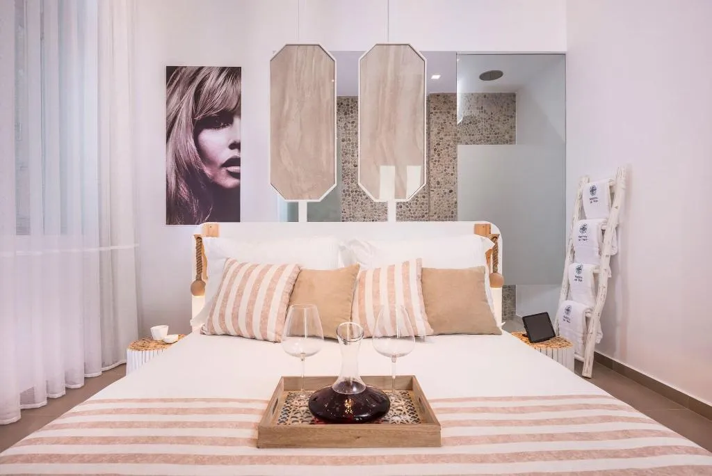 Room, Madonna Del Mare, Crete
