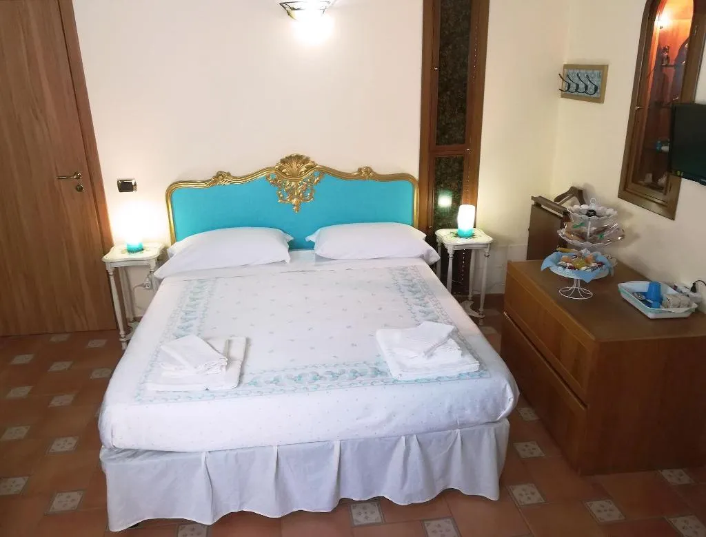 Room, B&B Vittorio Emanuele, Palermo