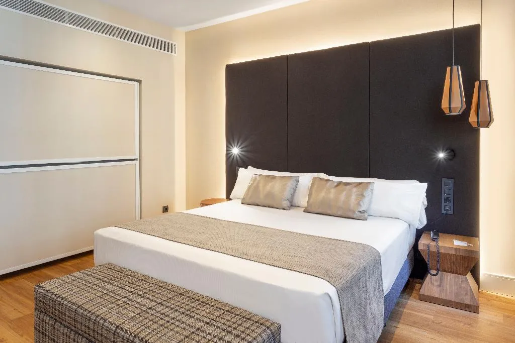 Double or Twin SUPERIOR Room, Catalonia Gran Via Madrid, Madrid