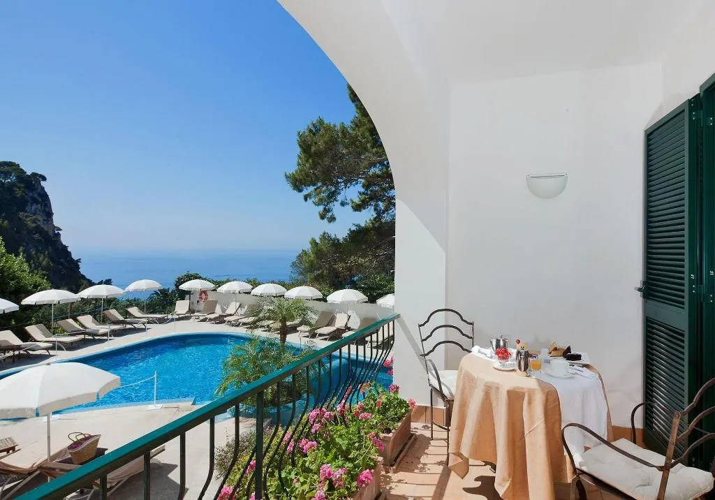 JUNIOR SUITE SEA VIEW Room, Della Piccola Marina, Naples