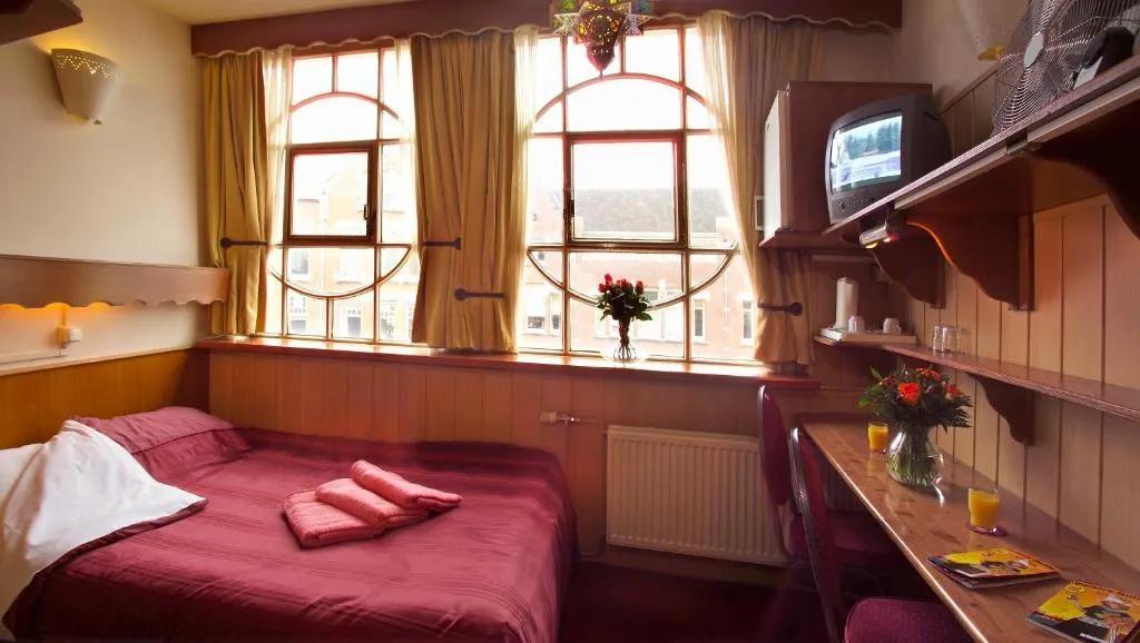 SINGLE STANDARD Room, Nadia, Amsterdam