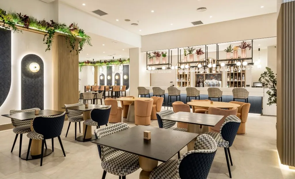 Bar, Ilunion Les Corts Spa, Barcelona