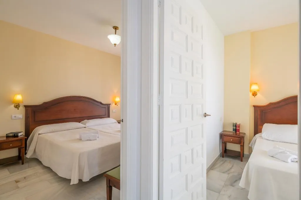 APARTMENT TWO BEDROOMS WITH TERRACE Room, Hotel Playamaro, Costa Del Sol