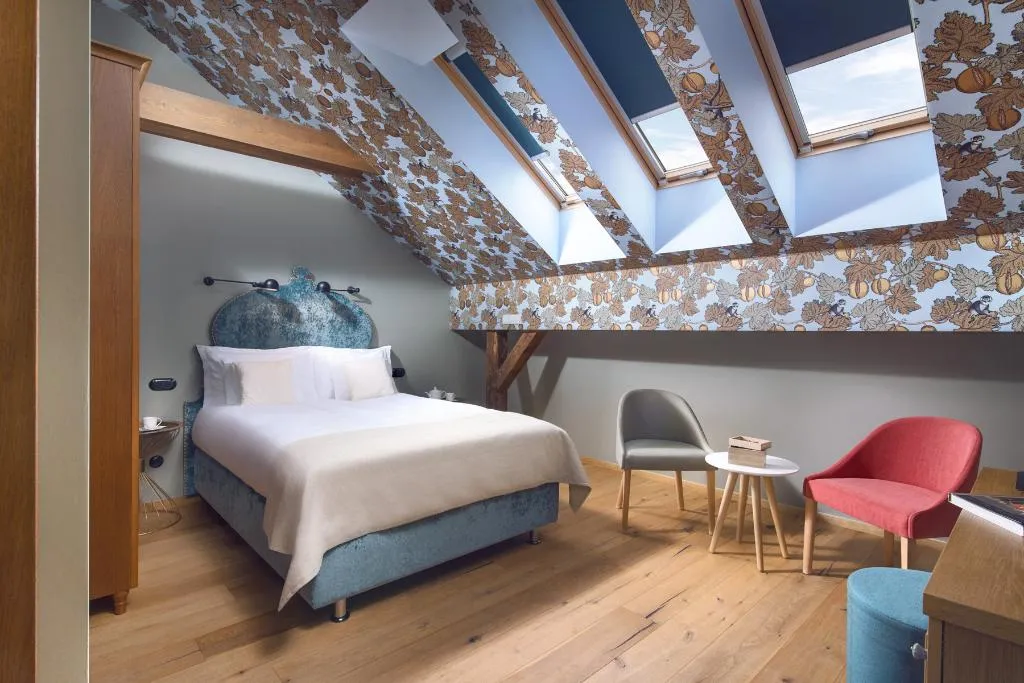 SINGLE DELUXE Room, Relais & Chateaux Hotel Quadrille - Adults Only, Gdansk