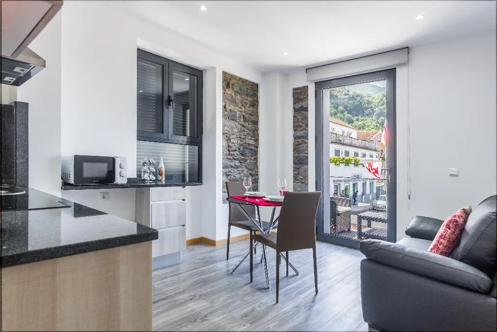 APARTMENT ONE BEDROOM Room, Enxurros House, Madeira