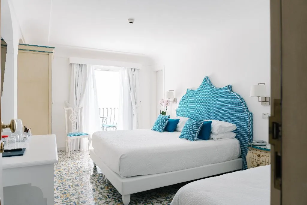 TRIPLE SUPERIOR Room, Hotel Conca D'Oro, Naples