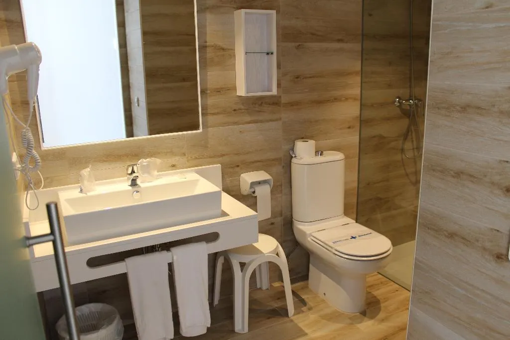 DOUBLE SINGLE USE STANDARD Room, R2 Veronica, Majorca