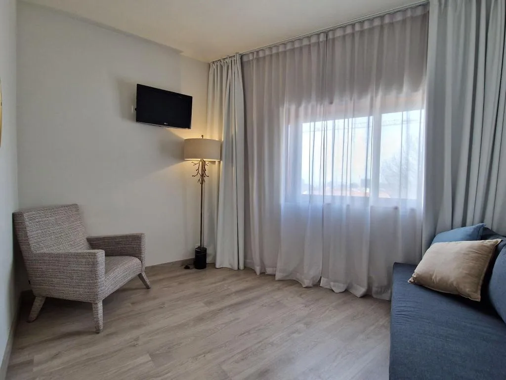 SUITE QUEEN SIZE BED Room, Casual Inca Porto, Porto
