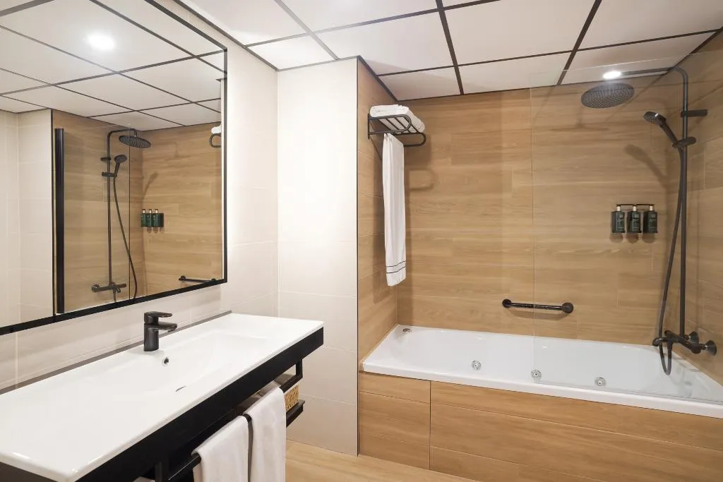 DOUBLE SINGLE USE SUPERIOR Room, Melia Alicante, Costa Blanca
