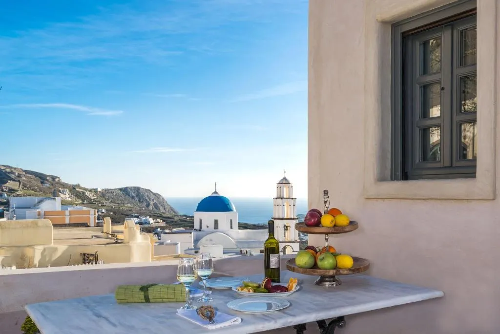 Room, Kastro Mansion, Santorini