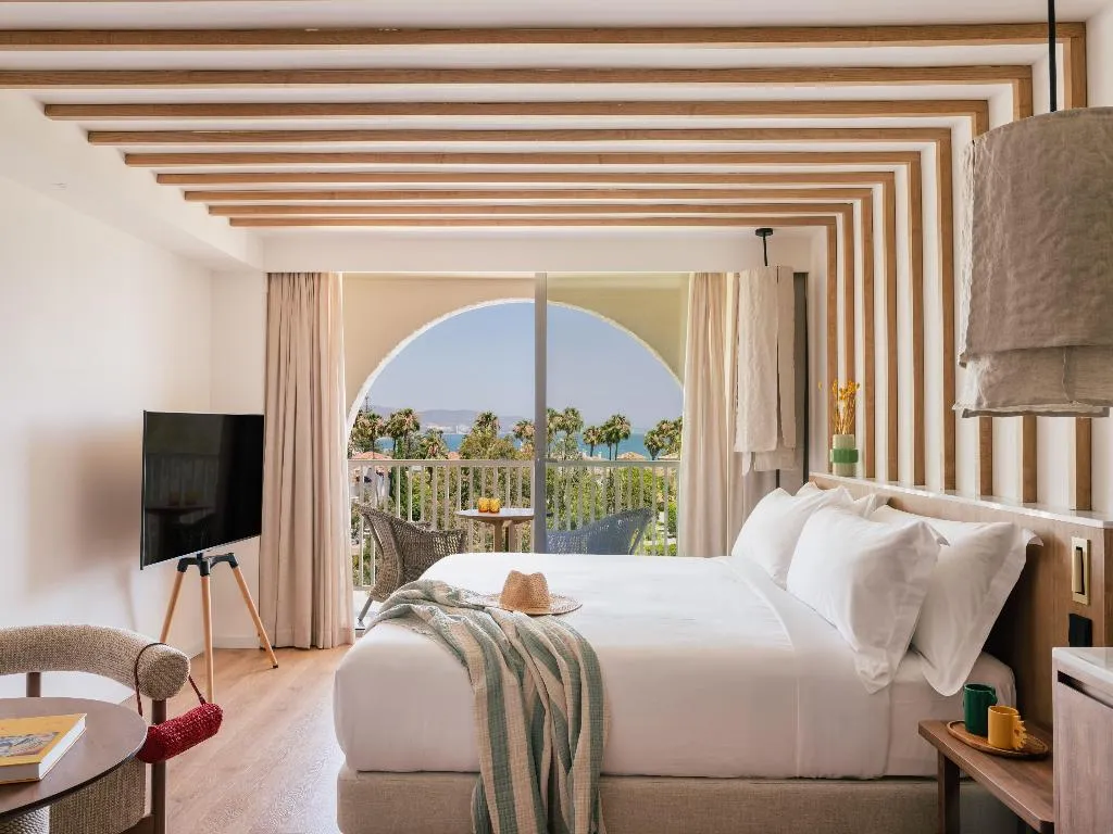 JUNIOR SUITE SUPERIOR PARTIAL OCEAN VIEW Room, ME Marbella, Costa Del Sol