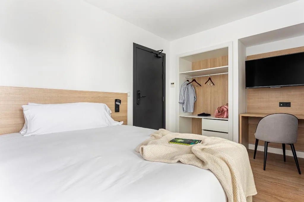 Double or Twin STANDARD Room, B48 Valencia Feria, Valencia