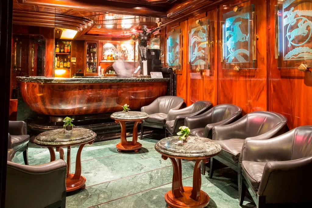 Bar, Valadier, Rome