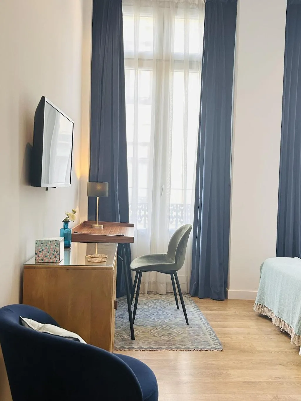 Room, L'Esplai Valencia, Valencia