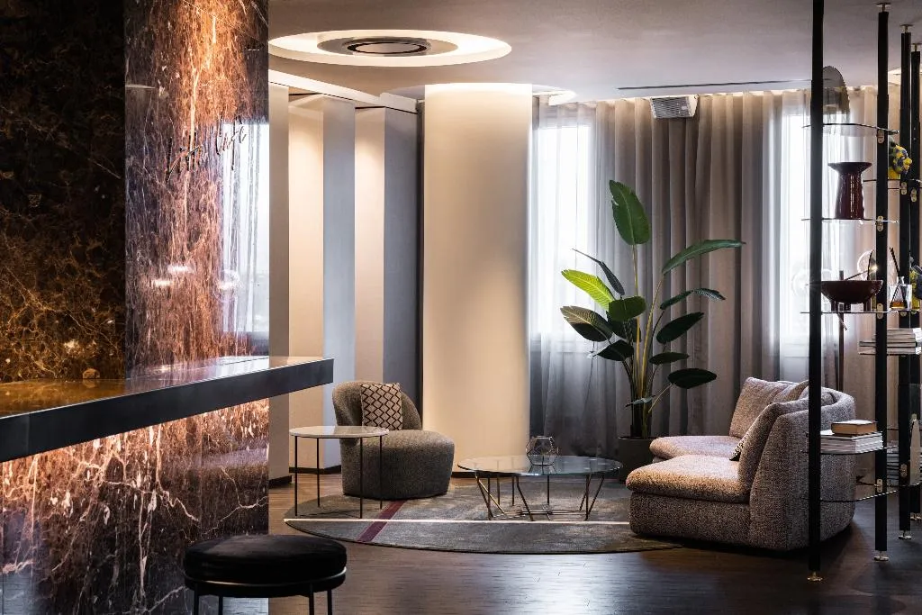 Lobby, Litta Palace, Milan
