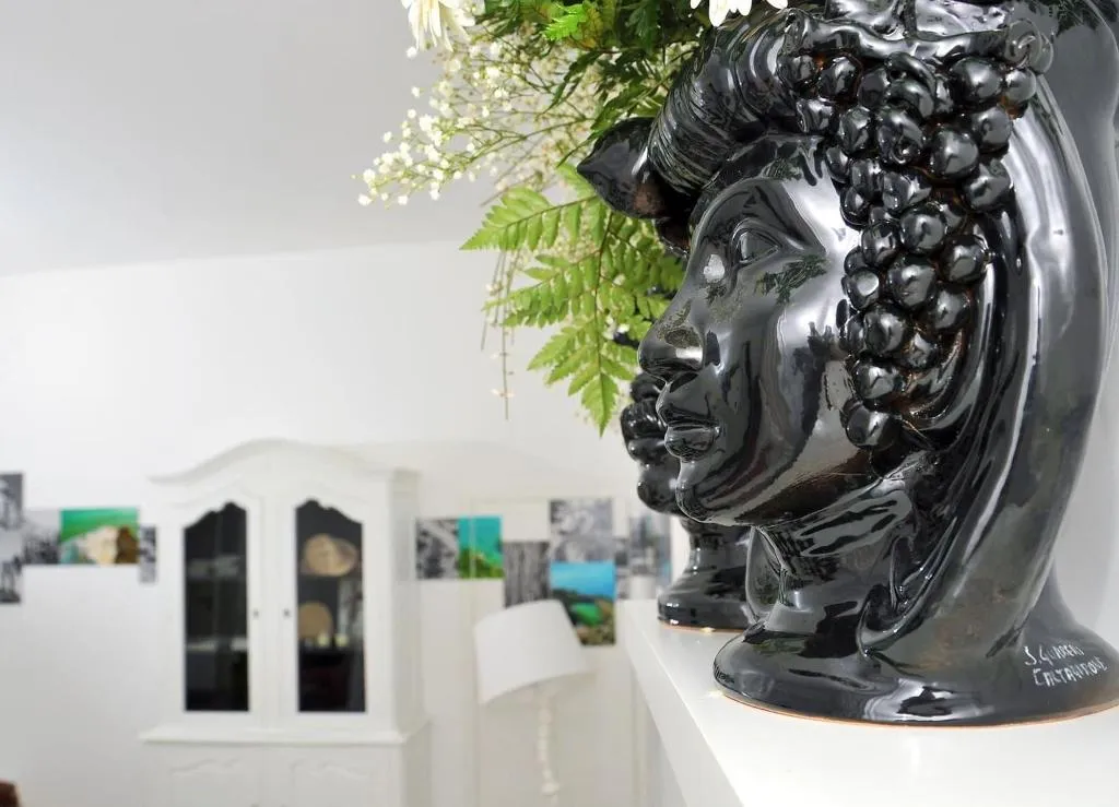 Lobby, Garibaldi 61, Catania