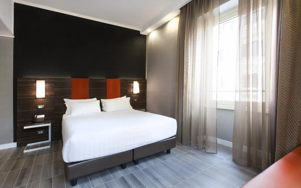 TRIPLE SUPERIOR Room, The Republic Hotel, Rome